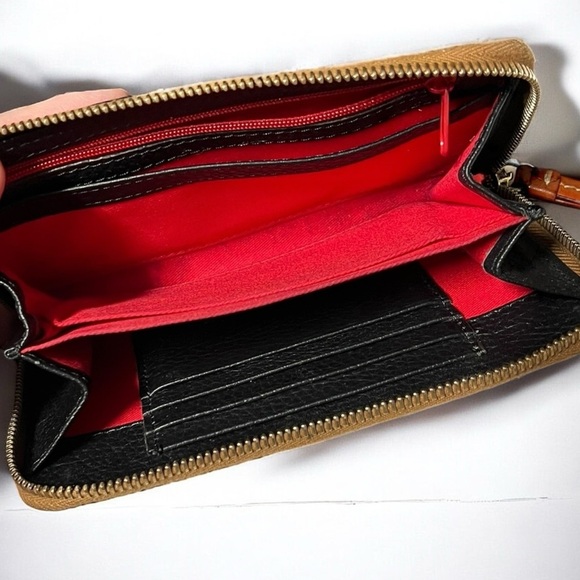 🌻Dooney & Bourke Black Pebble Grain Large Zip Around Brown Accent Leather Pull - Picture 9 of 9